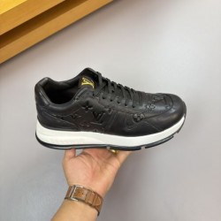 2025FW メンズ スニーカー LOUIS VUITTON ルイヴィトン 洗練された魅力が光るアイテム