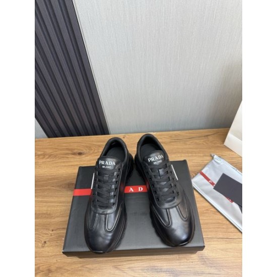 2025FW メンズ スニーカー PRADA プラダ シーン問わずに使える万能アイテム