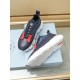 2025FW メンズ スニーカー PRADA プラダ お気に入りのスタイルが楽しめる一足