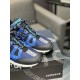 2025FW メンズ スニーカー VERSACE ヴェルサーチェ 大人っぽく見せてくれるエレガントなデザイン
