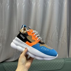 2025FW メンズ スニーカー VERSACE ヴェルサーチェ とても取り入れやすい冬の必須アイテム