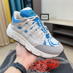 2025FW メンズ スニーカー VERSACE ヴェルサーチェ 少量入荷☆限定モデル！今すぐチェック