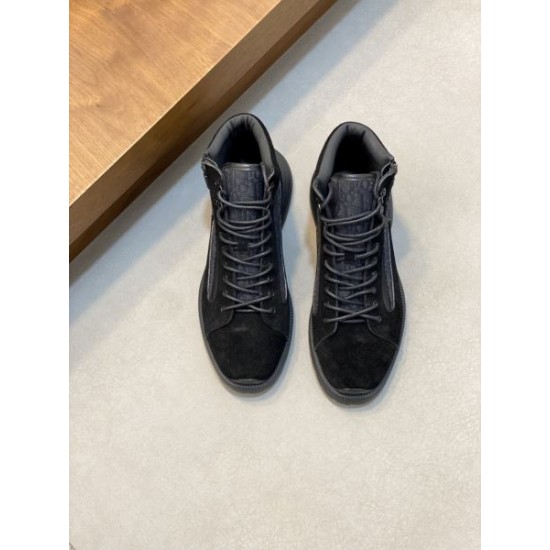 2025FW メンズ ブーツ DIOR ディオール トレンドの最先端を行く