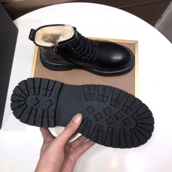 2025FW メンズ ブーツ UGG アグ 心を奪う魅力的なスタイル
