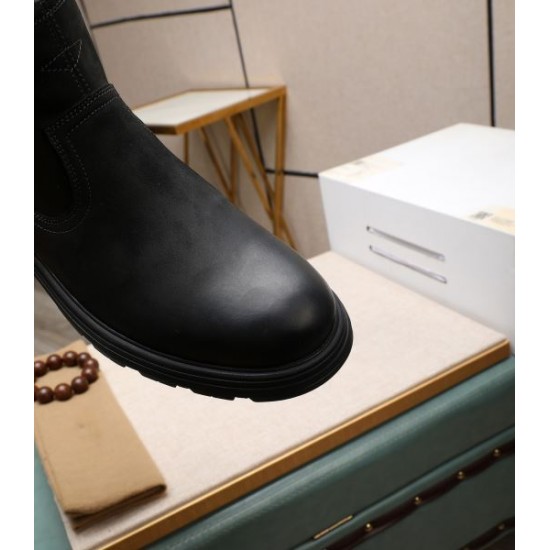2025FW メンズ ブーツ UGG アグ 今年流行の人気コーデにぴったり