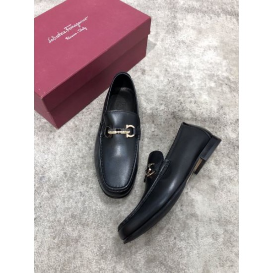 2025FW メンズ ビジネスシューズ FERRAGAMO サルヴァトーレ フェラガモ 足元に注目してくれるデザイン