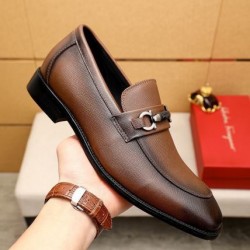 2025FW メンズ ビジネスシューズ FERRAGAMO サルヴァトーレ フェラガモ 新作限定 大人でエレガントな一足