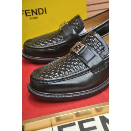 2025FW メンズ ビジネスシューズ FENDI フェンデイ 着回し抜群のカラーでお洒落に